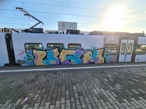 Photo 329 from Graffiti